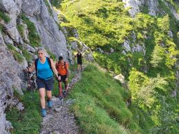 Self-guided hike in the western Pyrenees - The Path of the Bear (7)