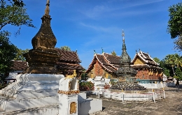 Laos Highlights,  Vientiane, Luang Prabang, Mekong and  Plain of Jars (5)