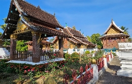 Laos Highlights,  Vientiane, Luang Prabang, Mekong and  Plain of Jars (6)