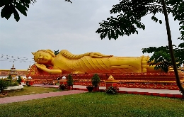Laos Highlights,  Vientiane, Luang Prabang, Mekong and  Plain of Jars (16)