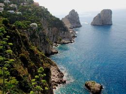 Jewels of the Bay of Naples. Trekking in Italy (5)