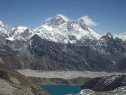Trekking in Nepal - Everest Base Camp via Chola Pass and Gokyo Lake (1)