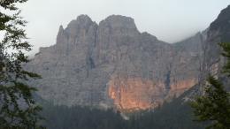 Alpine Splendor: Trekking from Meran to Lake Garda's Beauty (12)